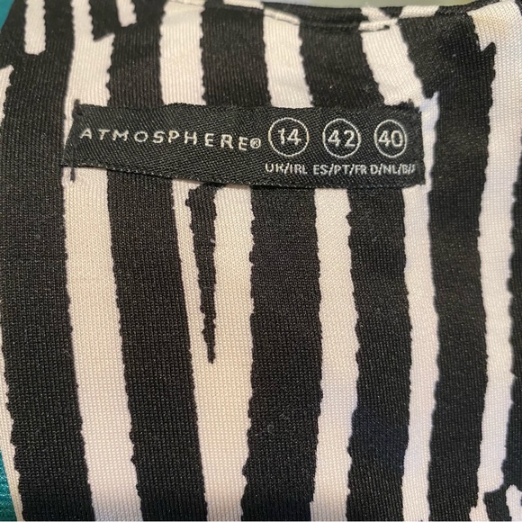 2for$35 Atmosphere Black & White Abstract Stripes A-Line Dress Size UK14/US10 - Picture 12 of 13